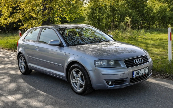 Audi A3 cena 9900 przebieg: 177000, rok produkcji 2003 z Wieluń małe 56